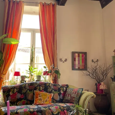 Oda ve Kahvaltı Le Chapitre 3*